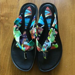 Nine West size 7 wedge colorful wedges